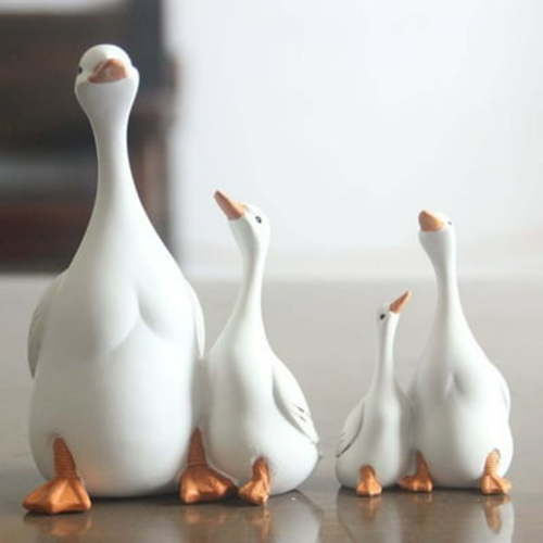 Savings Goose Statue Mother Duck and Duckling Figurines Duck Resin Craft Ornament Little Animal Decoration for Home Desk Office and Plant Pots Patio Yard Decoration