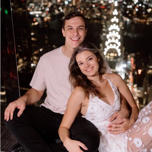 Maternity and new born picture sessions with Adelaide