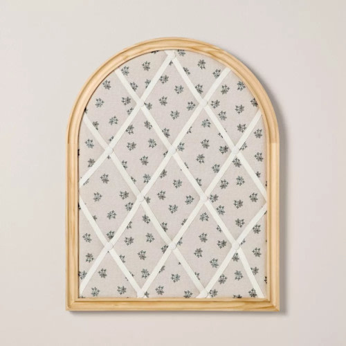 Hearth & Hand with Magnolia Photo & Memory Collage Board