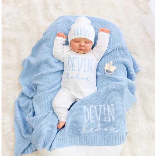 Baby outfit set with cotton knit blanket, personalized newborn gift, baby shower, homecoming set, baby bodysuit with matching hat