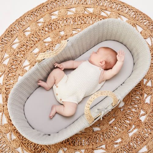 Waterproof Moses Basket Mattress Protector | The Little Green Sheep ‐ The Little Green Sheep