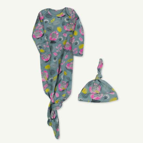Winter Floral 2-Piece Cap and Gown Set