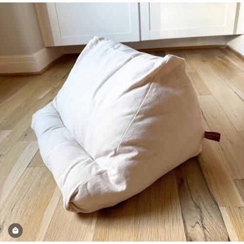 Peekaboo Pillow | Deluxe