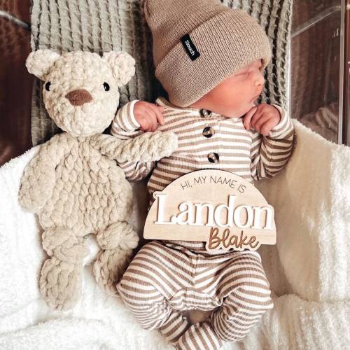 Personalized Baby Birth Announcement Sign | Hi My Name Is Sign | Custom Newborn Name Sign | Baby Shower Gift | Hospital Photo Prop