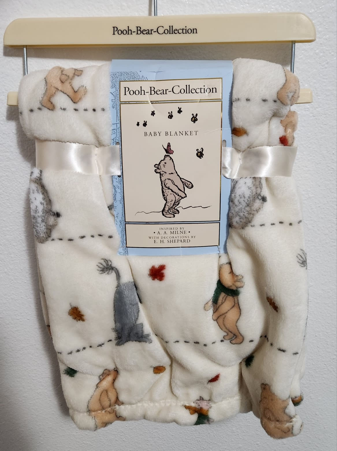 NEW Winnie the Pooh Bear Collection Disney Baby Blanket Plush Piglet Pals Woods