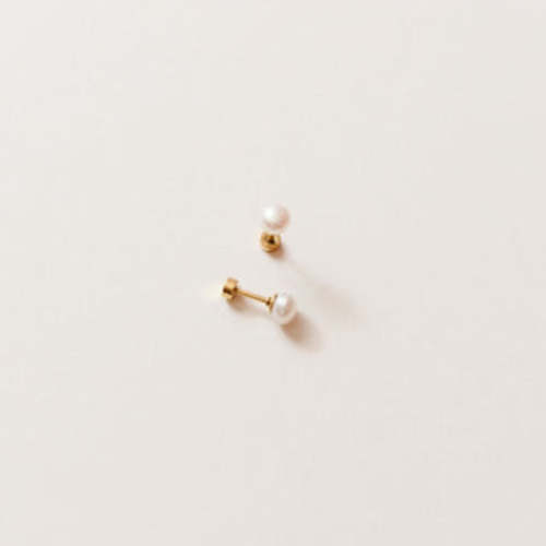 Hypoallergenic gold Freshwater Pearl Stud Earrings – Pip Pop Post