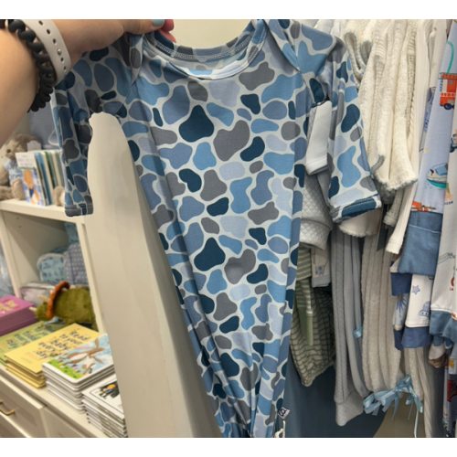 Watercolor Camo Knotted Gown. Size: 0-3M