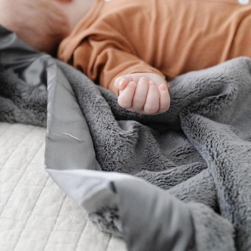 SATIN BORDER MINI BLANKETS - GRAY