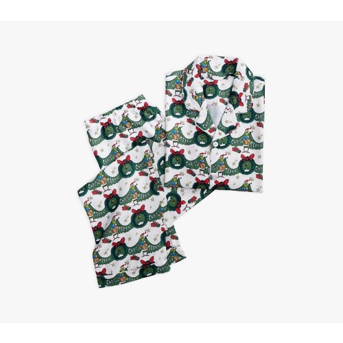 Dr. Seuss's The Grinch™ Adult Wreath Flannel Pajama Set (Mom)