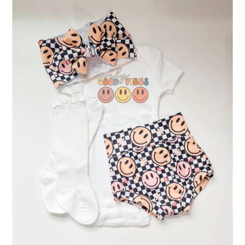 Only Good Vibes Black and White Checkered Baby Girl Outfit, Checkered Baby Bummies Bodysuit and Bow Set