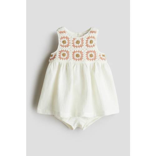 2-PIECE CROCHETED-DETAIL SET
