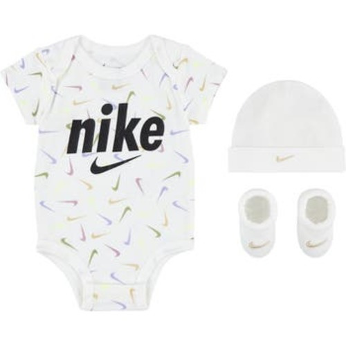 Everyone From Day One Bodysuit, Hat & Booties Set