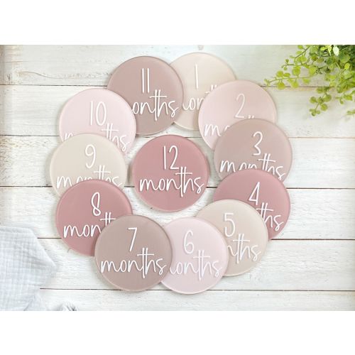 Acrylic Monthly Milestones Markers, Baby Shower Gift, Baby Photo Prop, Pregnancy Milestones, Birth Announcement, Mom to be Gift