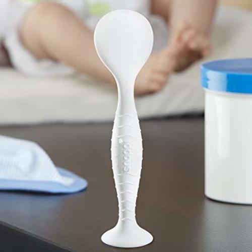 Snappi Baby Ergo Brush Diaper Cream Applicator for a Baby Bum | Medical-Grade Silicone Diaper Rash Cream Bottom Brush Keeps Hands/Fingernails Clean & Sanitary - Cotton White
