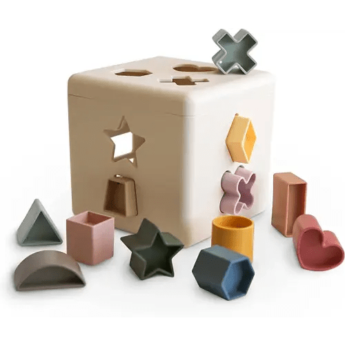 mushie Shape Sorting Box | Educational Learning Toy for Toddlers with 12 Shapes | Made in Denmark (10+ Months)