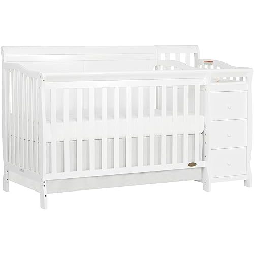 Dream On Me 5 In 1 Brody Convertible Crib With Changer In White, Greenguard Gold Certified, Comes With 1" Changing Pad, Non-Toxic Finish, Made Of Durable Pinewood