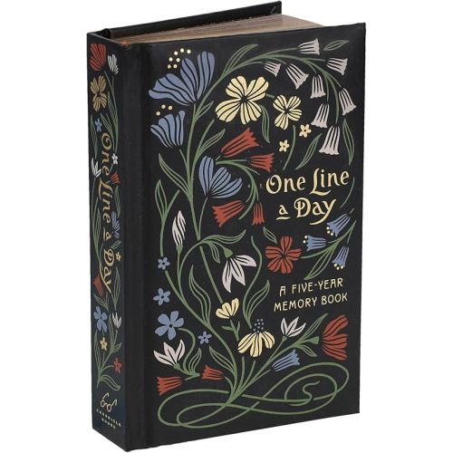 Nouveau One Line a Day: A Five-Year Memory Book Diary – February 7, 2023