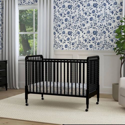 DaVinci Jenny Lind 3-in-1 Convertible Crib - Black