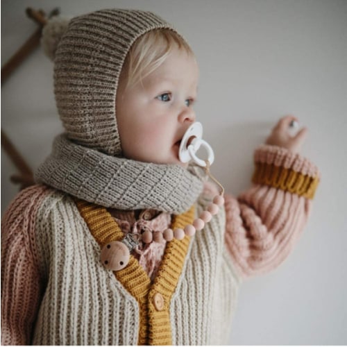 mushie Pacifier Clip Holder | Cleo (Blush)