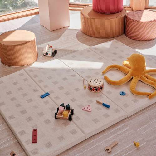 White Checker Print Tumbling Mat | Levi in Buff – House of Noa