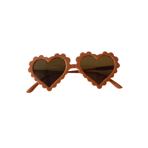 Kids Scallop Heart Sunglasses, Brown