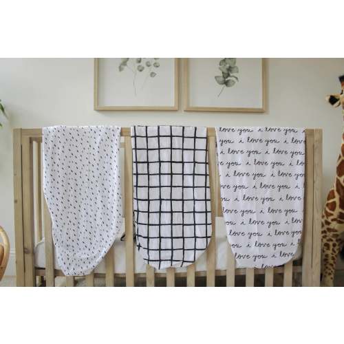 Black & White Mini Crib Fitted Sheet Set