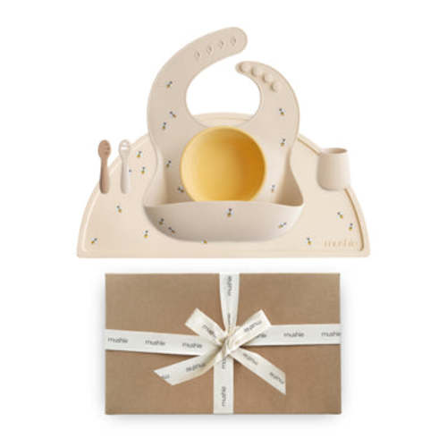 Stage 1 Bees Feeding Kit – Mushie