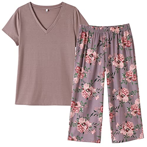Vozanet Women's Pajamas Set Soft V Neck Sleepwear Top and Capri Pj Lounge Sets Cartoon Heart Shape Cat Nighty Plus Size