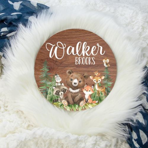 Woodland Animal Name Sign, Woodland Nursery Baby Sign, Round Wood Name Sign, Baby Announcement Sign, Bear Fox Raccoon Deer Sign W27