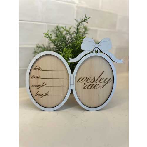 Birth Announcement Sign | Locket Name Sign | Vintage Announcement Sign | Girl Birth Stat Sign | Baby Girl Announcement Sign