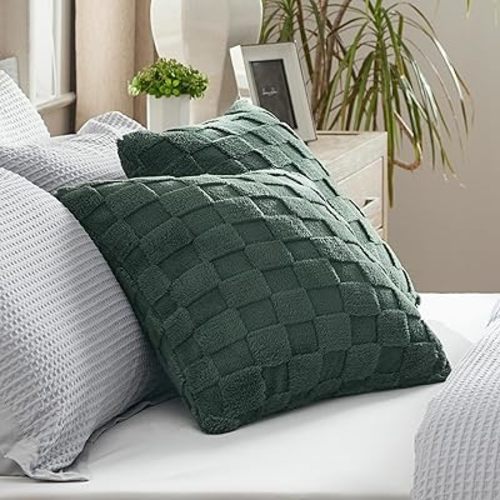Bedsure Throw Pillow Covers - Pack of 2, 18x18 Pillow Cover, Soft, Cozy, Fluffy, Checkered Design, Home Decor for Sofa, Couch, Bed, Mallard Green