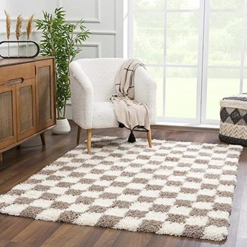 Hauteloom Atira Contemporary Checkered Fluffy Shag Area Rug - Modern Geometric Carpet Tiles for Living Room, Kids Room, Nursery - Plush Pile - Brown, Cream, White - 5'3" x 7'3"