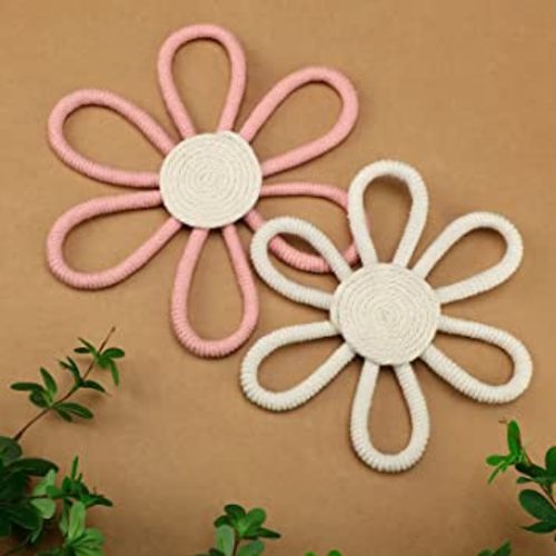 Boho Nursery Decor for Girl Daisy Flower Woven Macrame Wall Hanging Bohemian Nursery Home Wall Decor Nursery Wall Decor Flowers for Baby Girls Kids Nursery Dorm Decor (Pink, White, 2 Pcs)