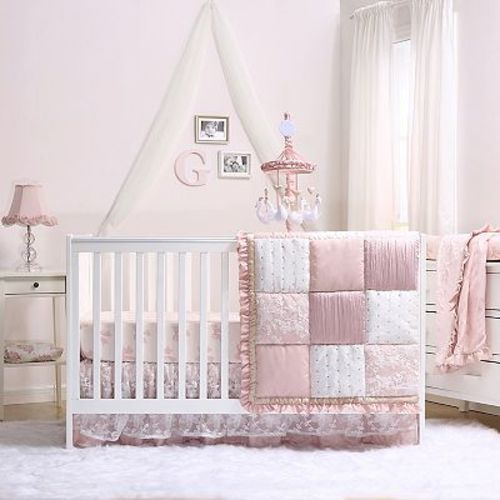 The Peanutshell Grace Patchwork 4-Piece Crib Bedding Set