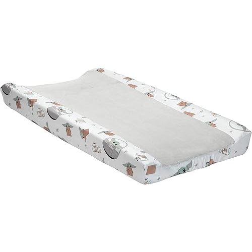 Lambs & Ivy Star Wars Mandalorian The Child/Baby Yoda Gray Changing Pad Cover