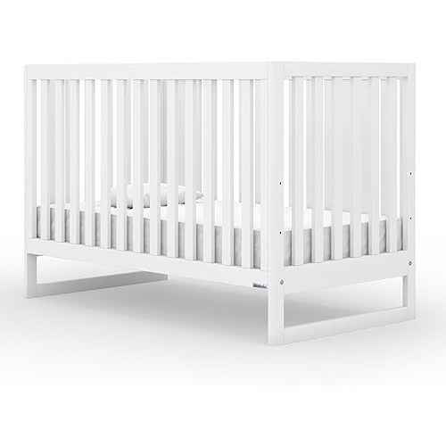 dadada Austin 3-in-1 Convertible Crib to Toddler Bed & Daybed - Made in Italy, GREENGUARD Gold Certified, Baby-Safe Finish, Sustainable Beech Wood, Modern Design, 3 Adjustable Heights (White)