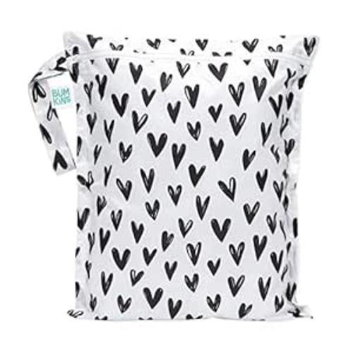 Amazon.com : Bumkins Waterproof Wet Bag, Washable, Reusable for Travel, Beach, Pool, Stroller, Diapers, Dirty Gym Clothes, Wet Swimsuits, Toiletries, 12x14 – Black Hearts : Baby