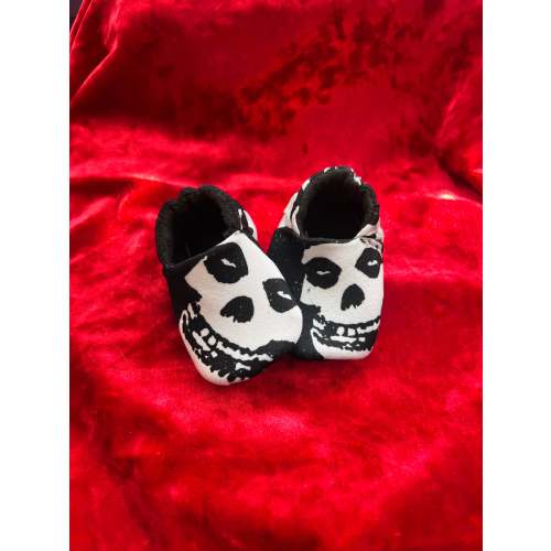 Crims0n Ghost Baby Booties – Kitten Frostt