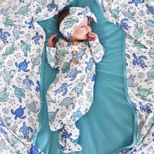 Sea Turtle Splash Newborn Baby Knot Gown & Hat Set