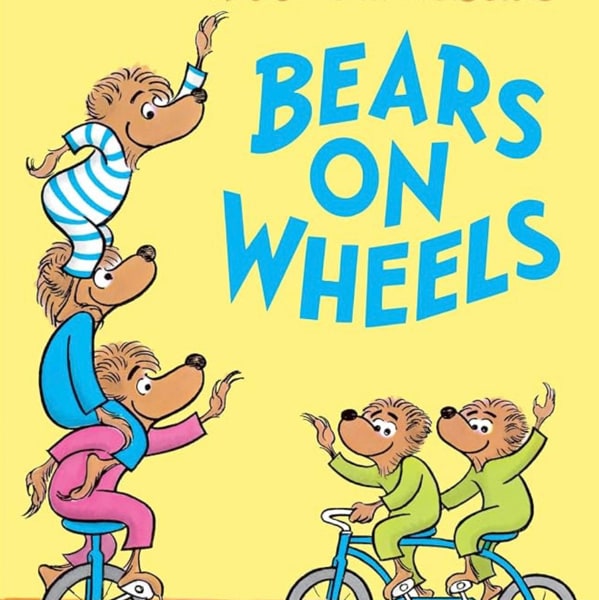 The Berenstain Bears Bears on Wheels (Step into Reading, Step 1)