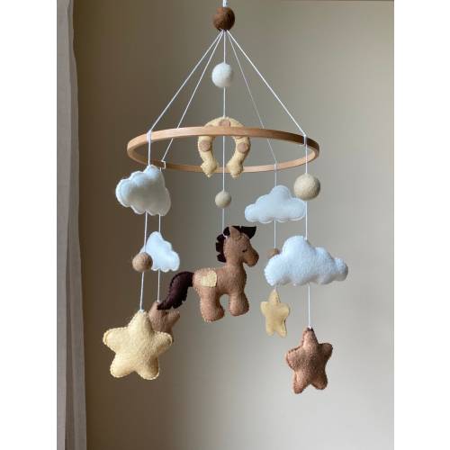 horse mobile felt, Horse Baby mobile for neutral nursery, horse crib mobile, cowboy mobile, western nursery mobile horse, boho nursery