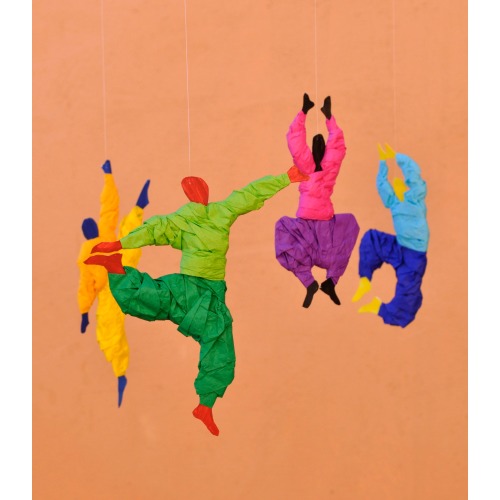 Baile Aereo Decorative mobile, Suspension. Hanging sculpture Silk paper. Colours