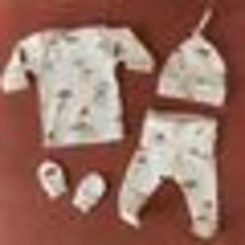 Mushroom Baby Outfit, organic baby clothing, mushroom coming home outfit, gender neutral baby outfit, baby gift set, preemie outfit