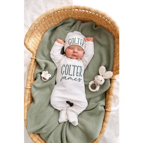 Baby Coming Home Outfit, Personalized Baby Gift, Custom Baby Apparel, Embroidered Name Outfit, Personalized Baby Clothing, newborn gift.