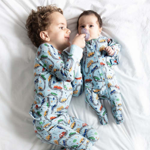 Norani Baby Snugababe Sleep Pod with Arm Inserts - Safari Animals