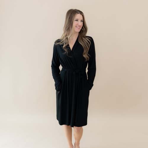 Women’s Lounge Robe in Midnight | Bamboo Robe | Kyte Baby