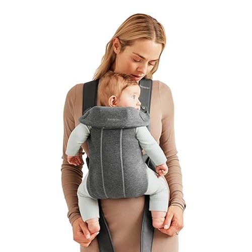 BabyBjörn Baby Carrier Mini, Light Beige, 3D Jersey | Infant Carrier (7-24 lbs), Ergonomic, Easy-to-Use