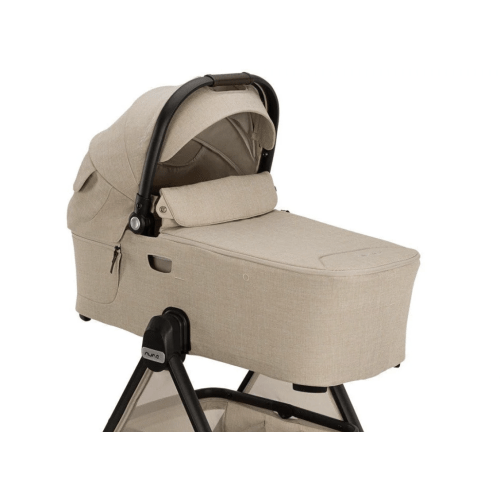 Nuna Demi Next Bassinet + Stand