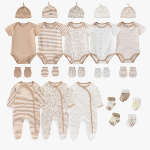 New Born Clothes Cotton Layette Gift Set Unisex Baby Outfit and Accessories Newborn Essentials Must Haves
