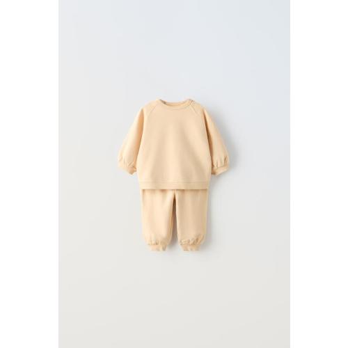 PLAIN SWEATSHIRT AND PANTS PLUSH MATCHING SET
